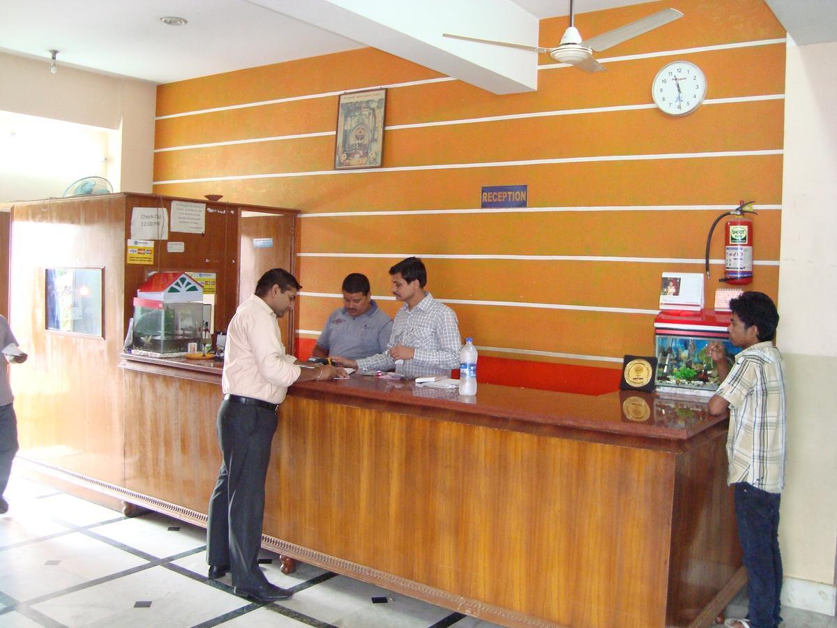 Hotel Ridhi N Sidhi Bettiah Экстерьер фото